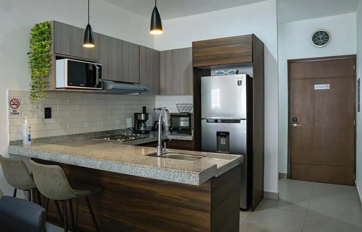 Few Steps From The Beach, At Golden Zone Mazatlan Apartment